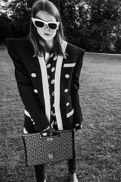 Look 32